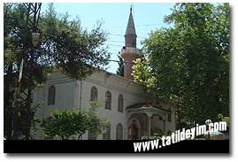  Eski Cami (Zahire Nazırı Ahmet Ağa Camii)

Fotoğraf: Gökhan Önal
Tarih: 24 TEMMUZ 2002